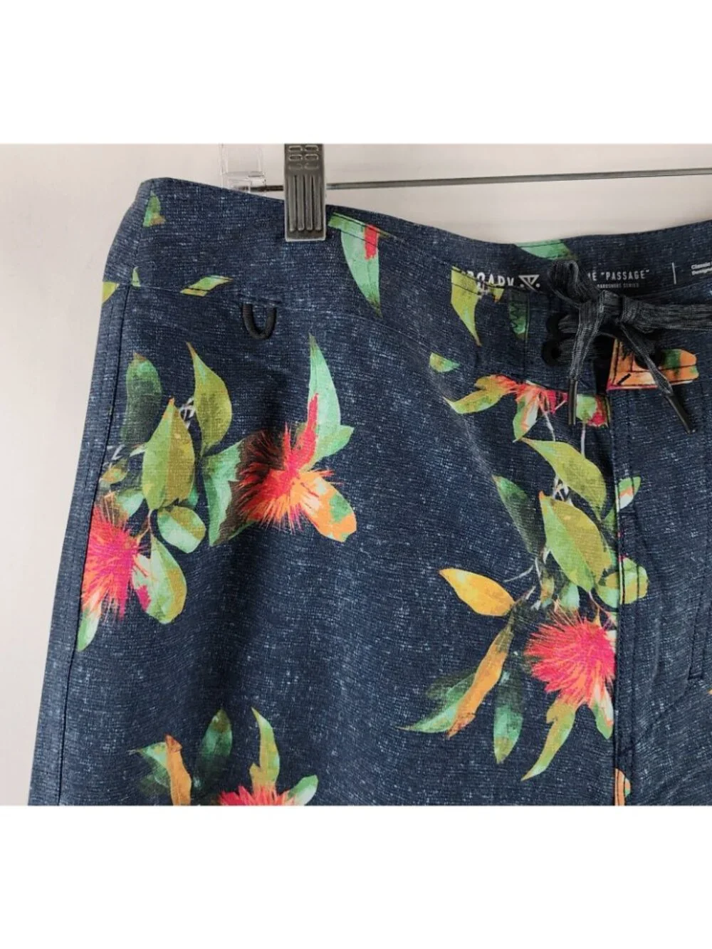 Roark Shorts Mens 34x8 Multi Passage La Selva Board Shorts NWT